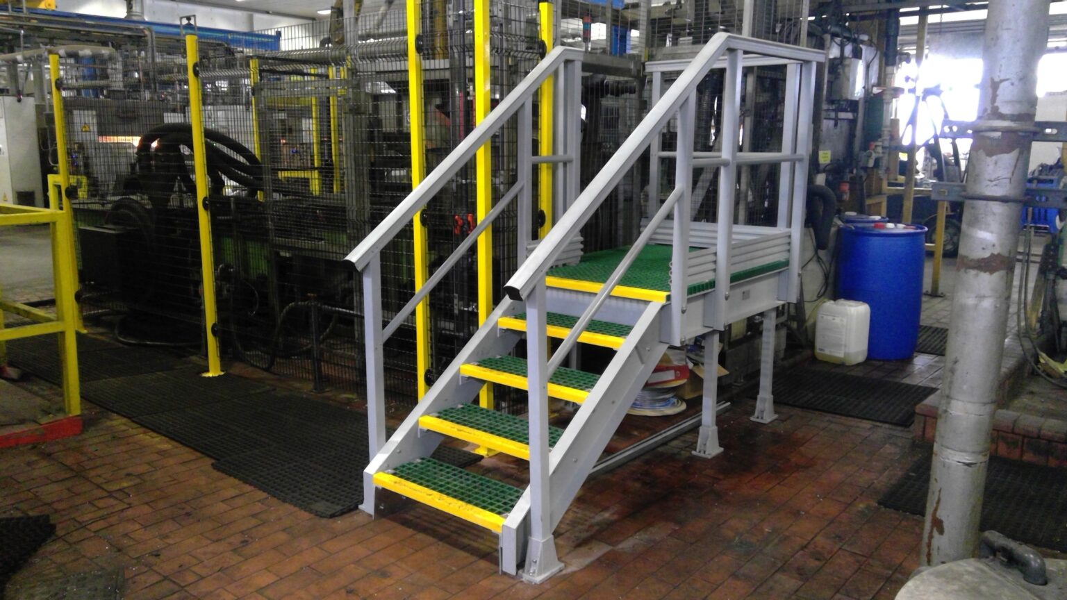 Non-Slip GRP Machine Maintenance Platforms | Step on Safety